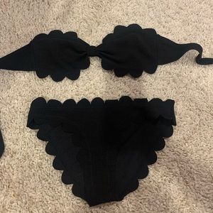 L black scalloped swim suit